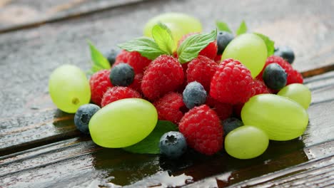 berry mix on wet table