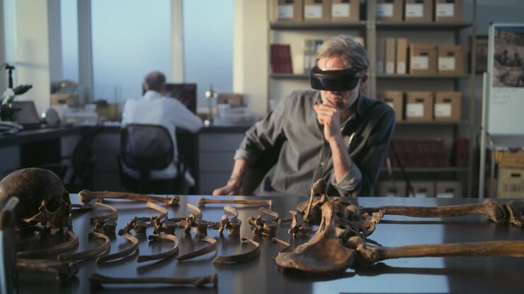 Archaeologist using VR to study ancient human remains