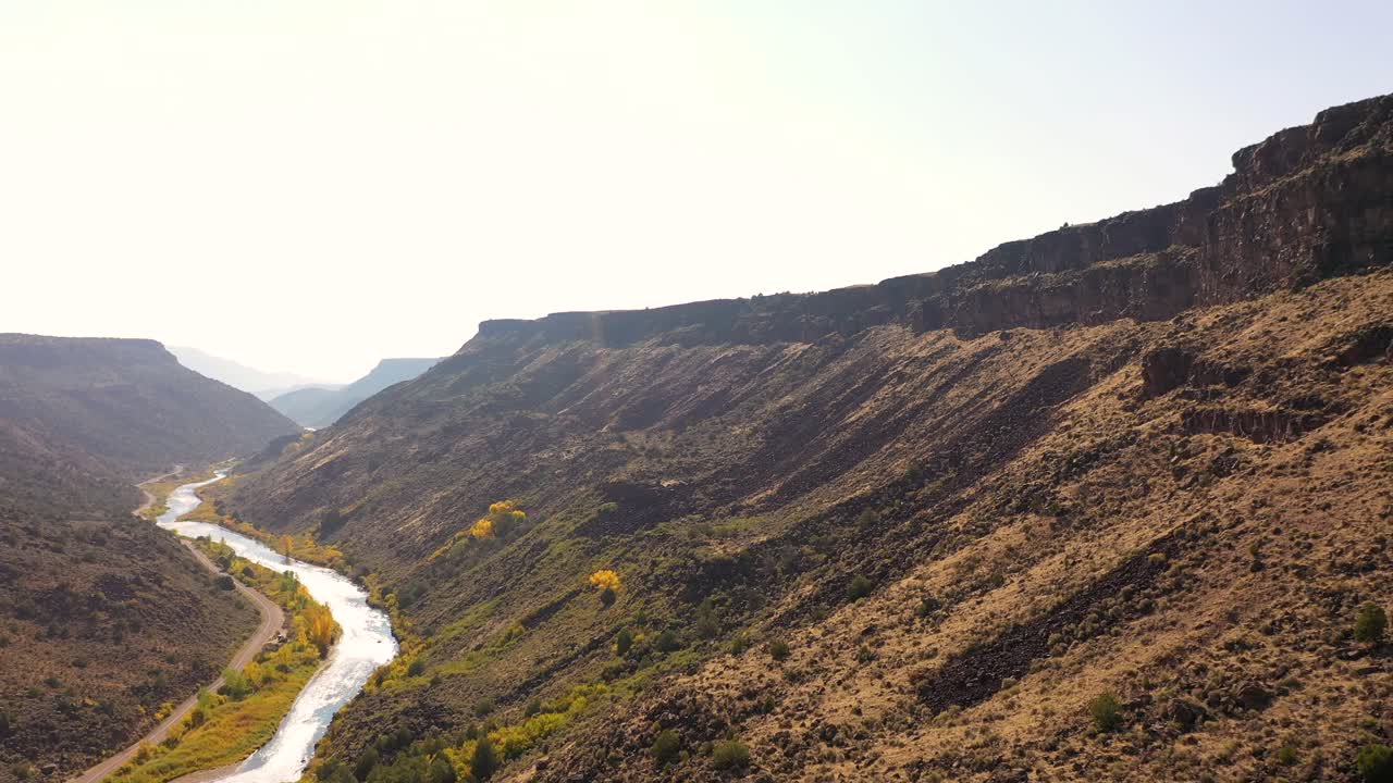 Video con drone della Valle del Rio Grande.