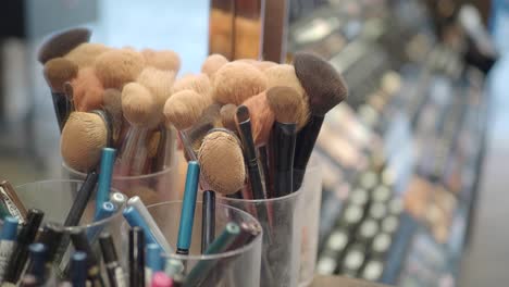 makeup brushes display