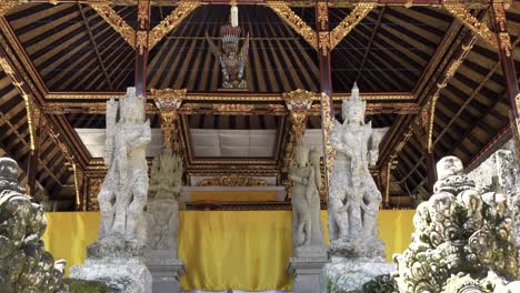 gunung kawi is an 11th-century temple and funerary complex in tampaksiring north east of ubud in bali, indonesia