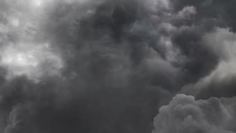 Thunderstorm-Clouds-And-Lightening-in-dark-sk