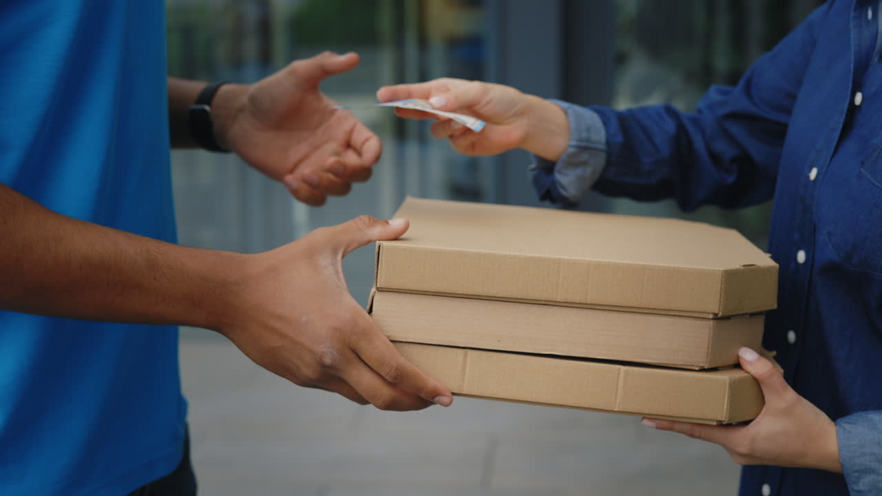 Pizza Delivery Transaction