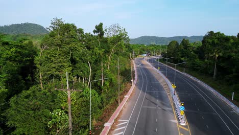 Paisaje-De-La-Calle-Krabi-Acantilado-Rock-Montañas