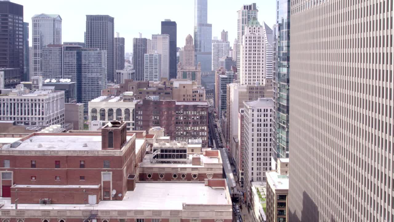 Marvel at the beauty of Chicago's skyline at sunset with breathtaking drone footage.