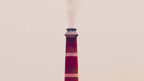 Smoke-from-the-factory-chimney