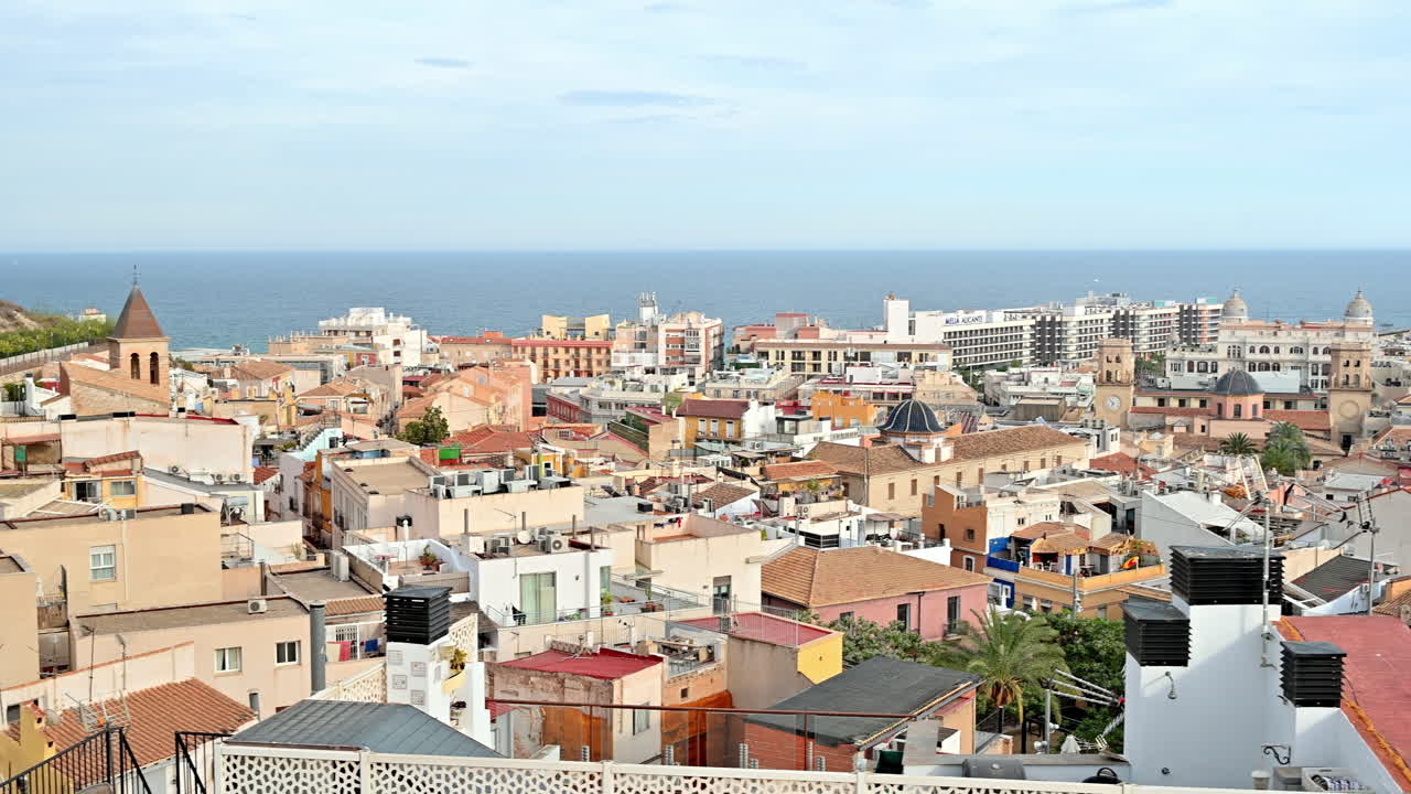 Vista panoramica della città di Alicante, Spagna