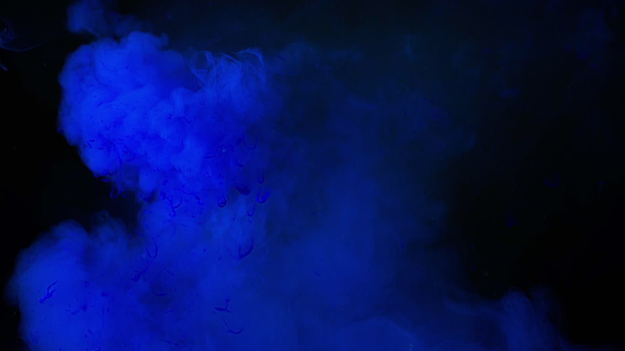 абстрактный взрыв синего чернила