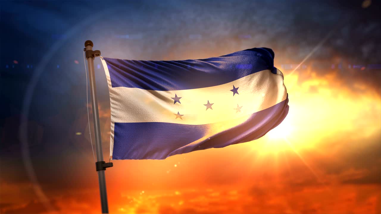 온두라스 발은 아름다운 해가 뜨는 순환 속도 느린 모션 4k에서 백라이트됩니다.