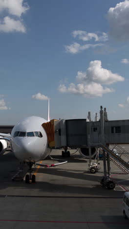 timelapse of aircraft getting ready for takeoff in vertical