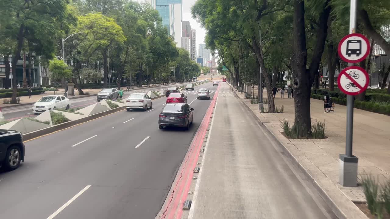 Slow motion shot of heavy traffic in reforma avenue mexico city