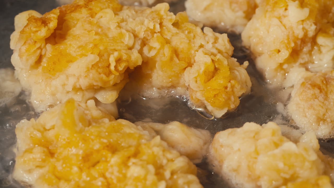 Crispy Fried Chicken in a Pan