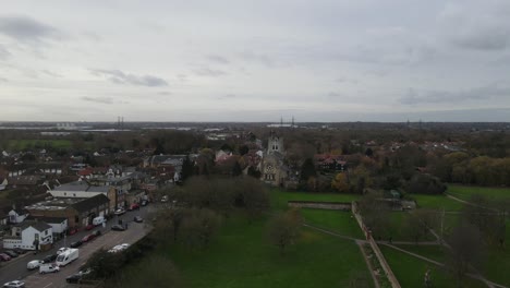 Centro-De-La-Ciudad-De-La-Abadía-De-Waltham-Pov-Imágenes-De-Aviones-No-Tripulados-De-Essex