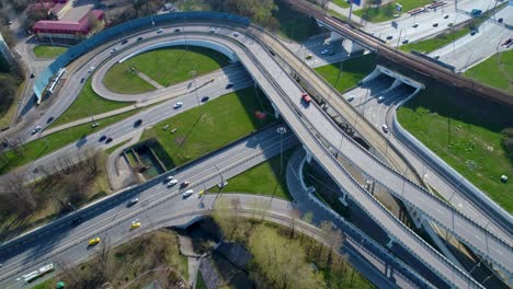 Vista-Aérea-De-Una-Intersección-De-Autopista