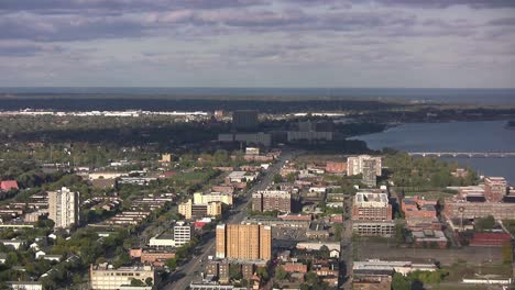 Aerial-view-over-Detroit-with-river,-Michigan,-USA