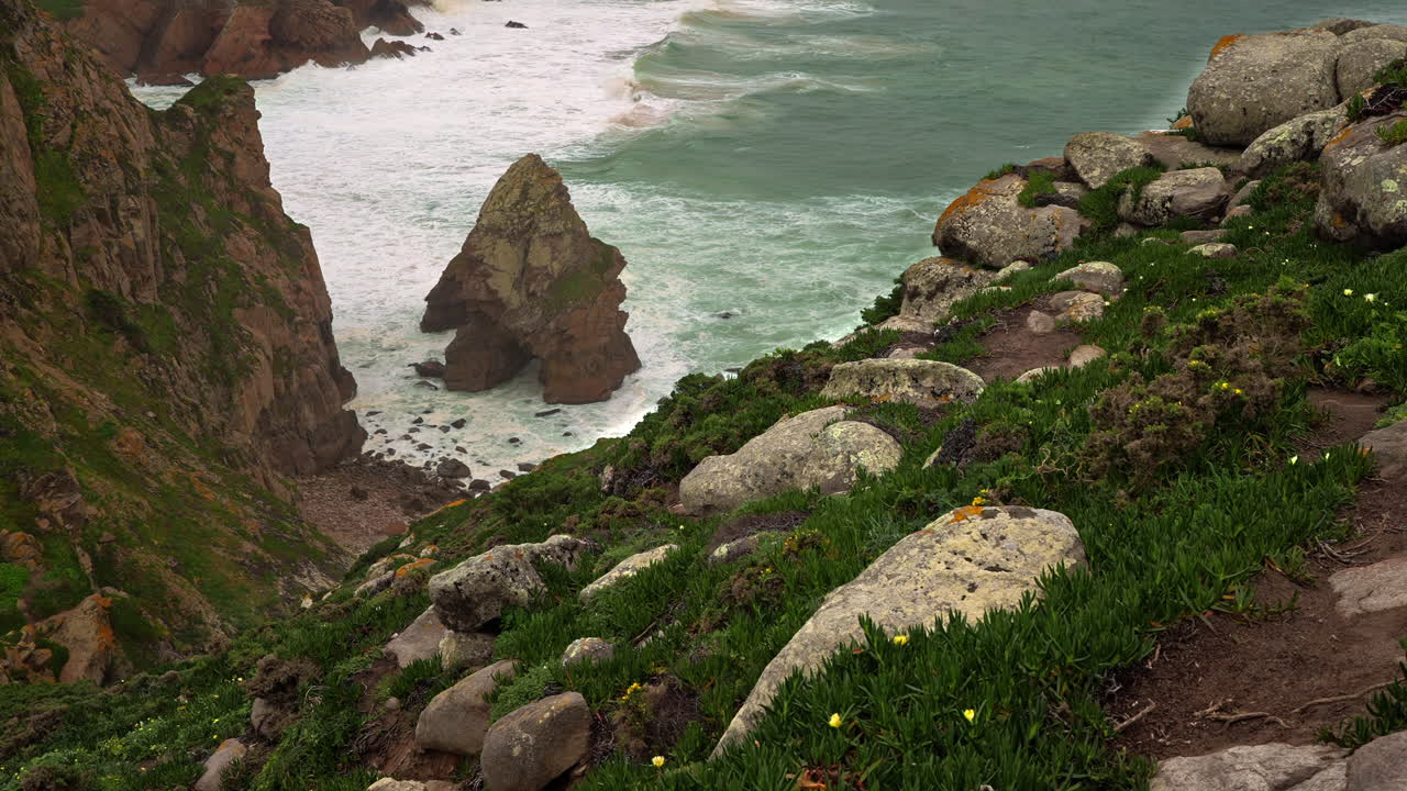 el espectacular paisaje costero de cabo da roca, portugal