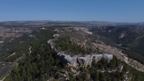 Tal-über-Der-Klippenschlucht