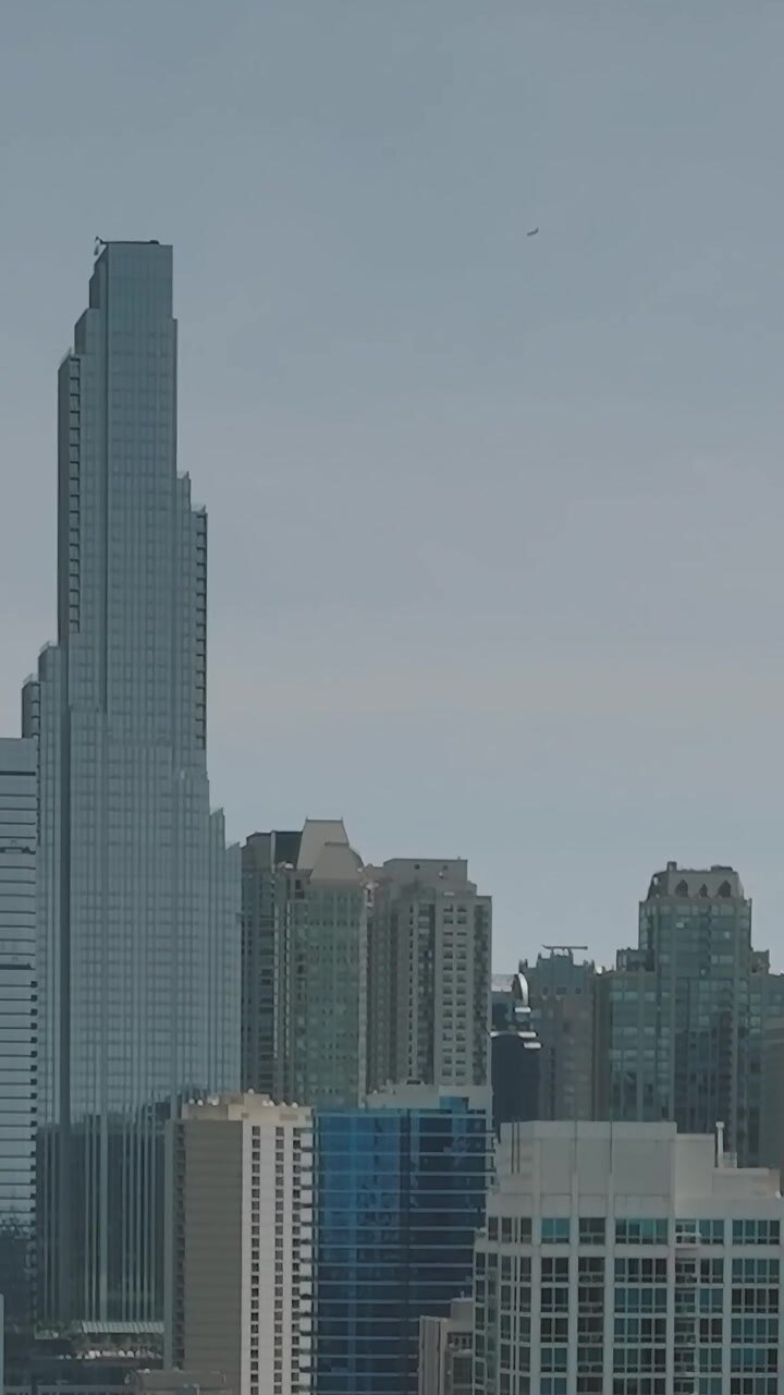Skyline de Chicago capturado de cima em um dia nublado