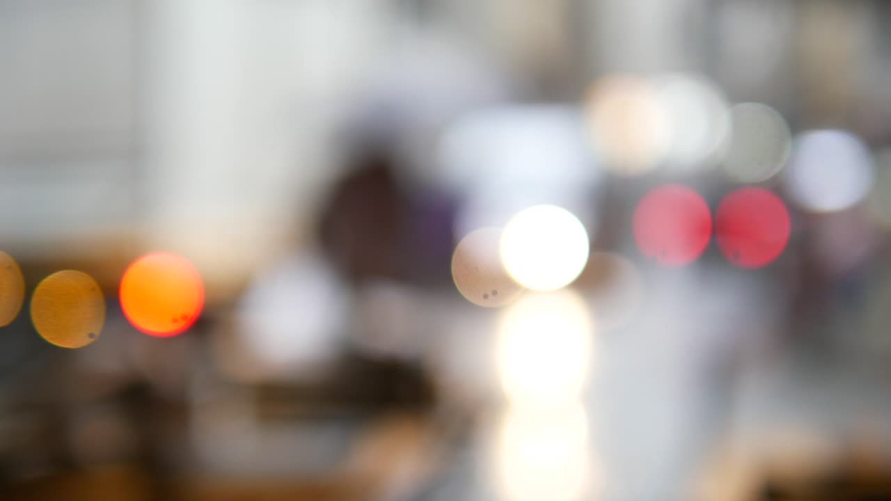 흐릿한 도시 야간 장면