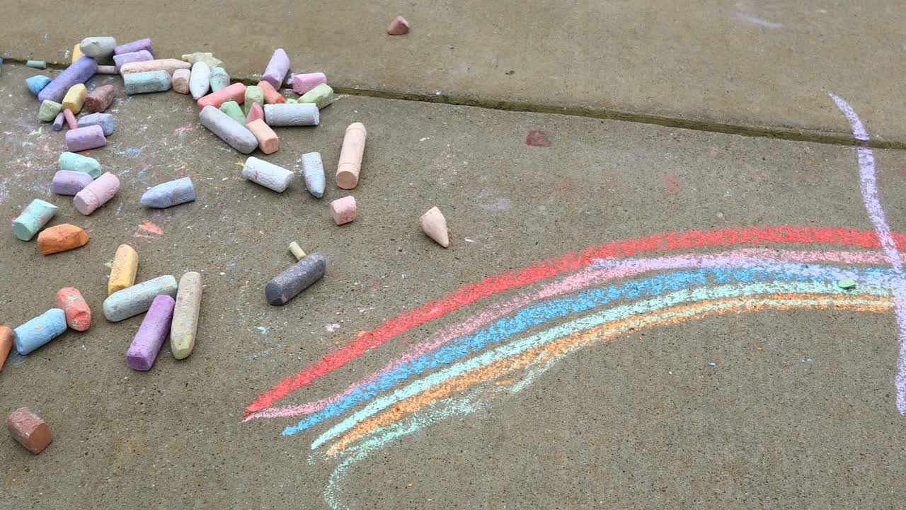 This is a video of chalk and chalk drawing on sidewalk