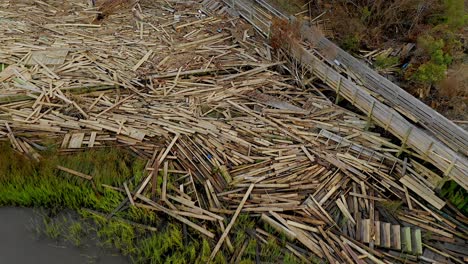 Luftaufnahme-Von-Beschädigten-Docks-Nach-Dem-Hurrikan-Florenz