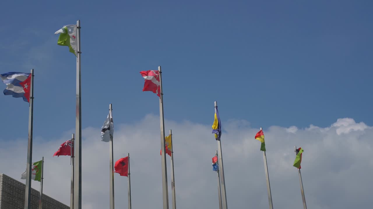 национальные флаги