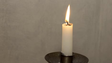 tiro de flor y vela utilizada para un funeral