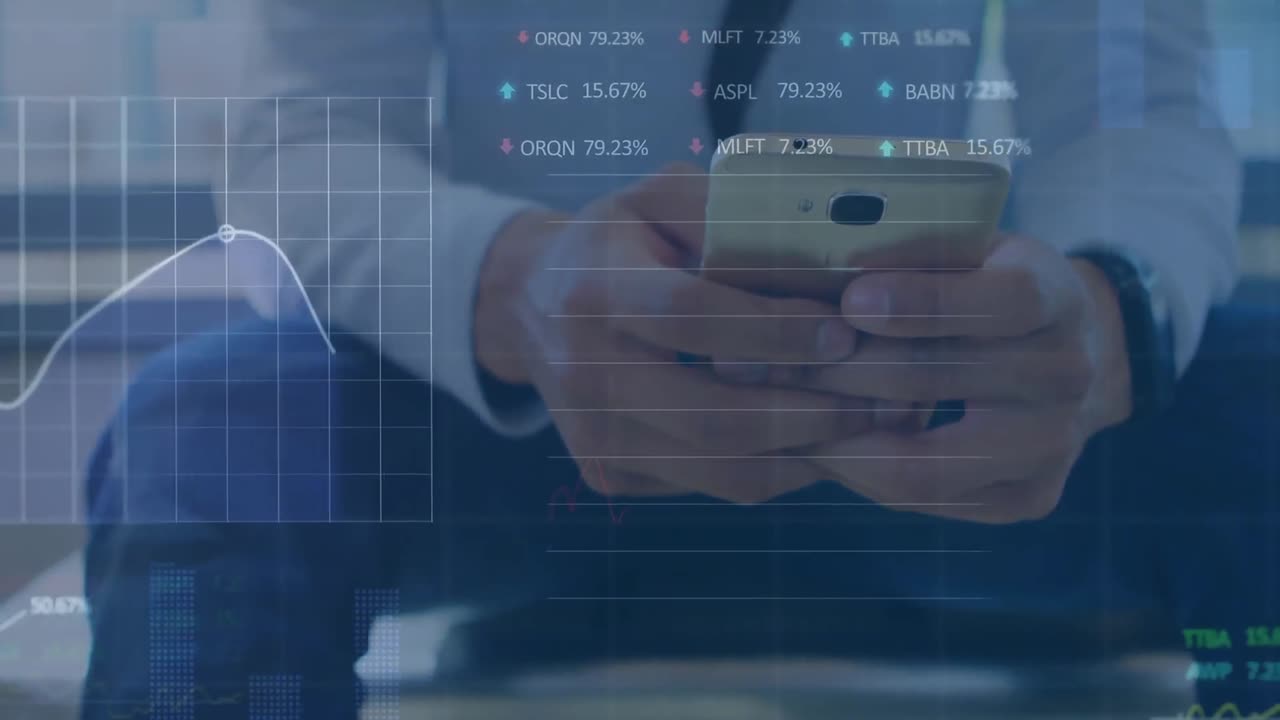 animación del procesamiento de datos del mercado de valores contra la sección media de un empresario que utiliza un teléfono inteligente.