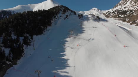 arinsal ski resort, andorra - lift down