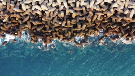 Dolosse-concrete-blocks-as-sea-defence-of-High-Island-Reservoir-East-Dam