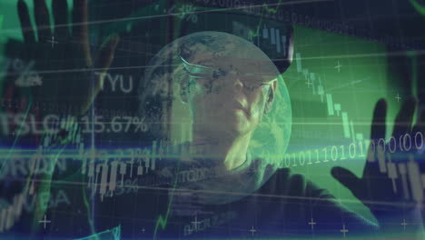 animación de datos sobre un ingeniero informático asiático con auriculares vr por un servidor informático