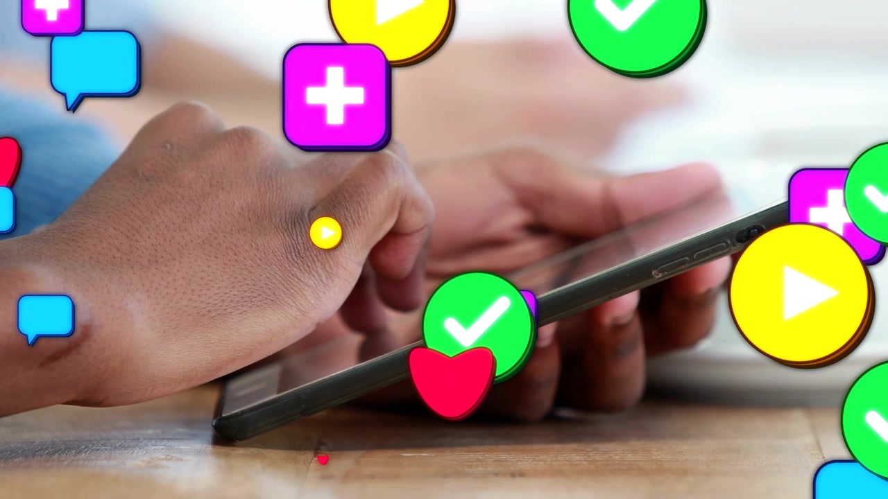To hænder tapper på telefoner, ikoner dukker op, formerer sig og viser sociale notifikationer.