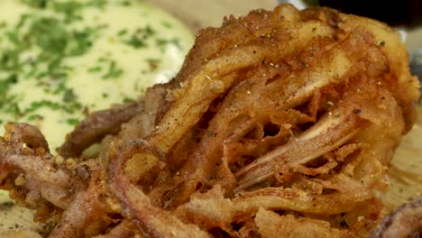 Macro-shot-of-fried-squid-tentacles