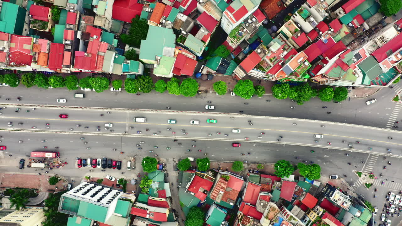 이보다 더 다채로운 도시를 본 적 있으세요?