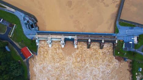 Schreckliche-4K-Drohnenaufnahmen-Aus-Der-Luft-Von-Markovci-In-Der-Nähe-Von-Ptuj