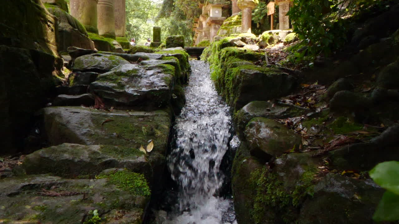 Little Waterway in Japanese shrine