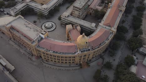 vista aérea de la oficina central de kpt en karachi