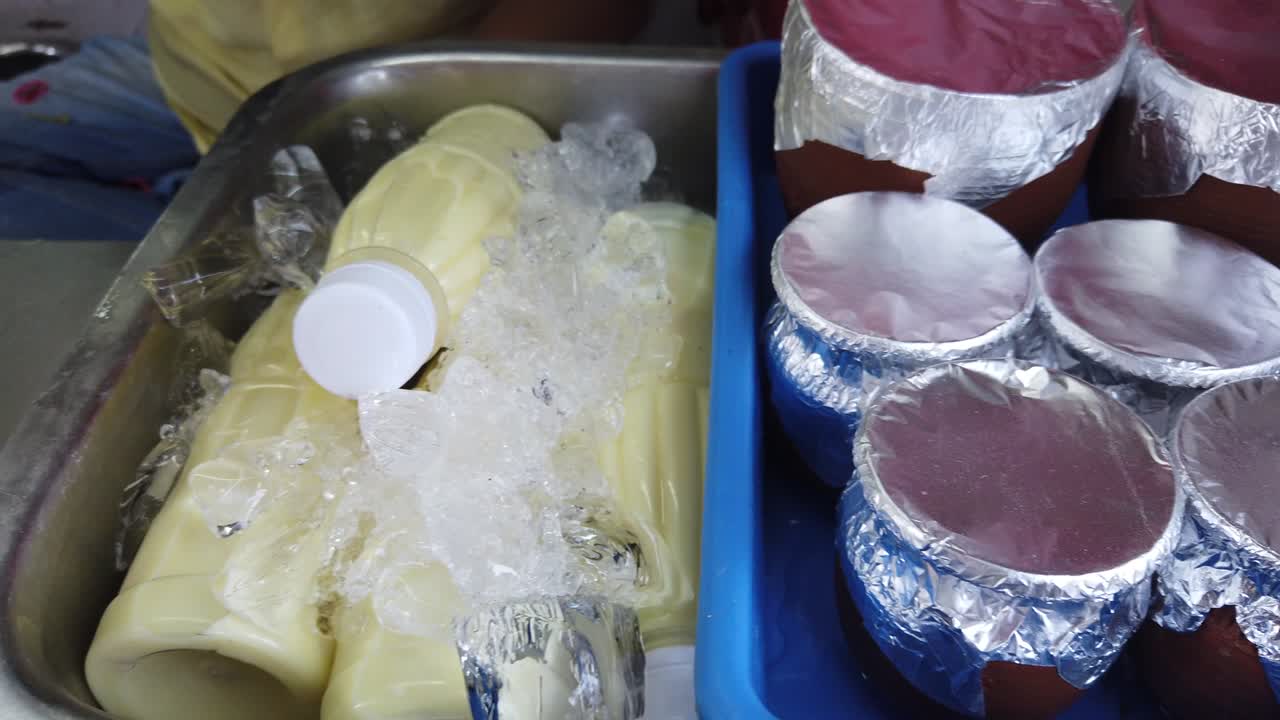 인도 아대륙에서 인기 있고 유명한 거리 음식