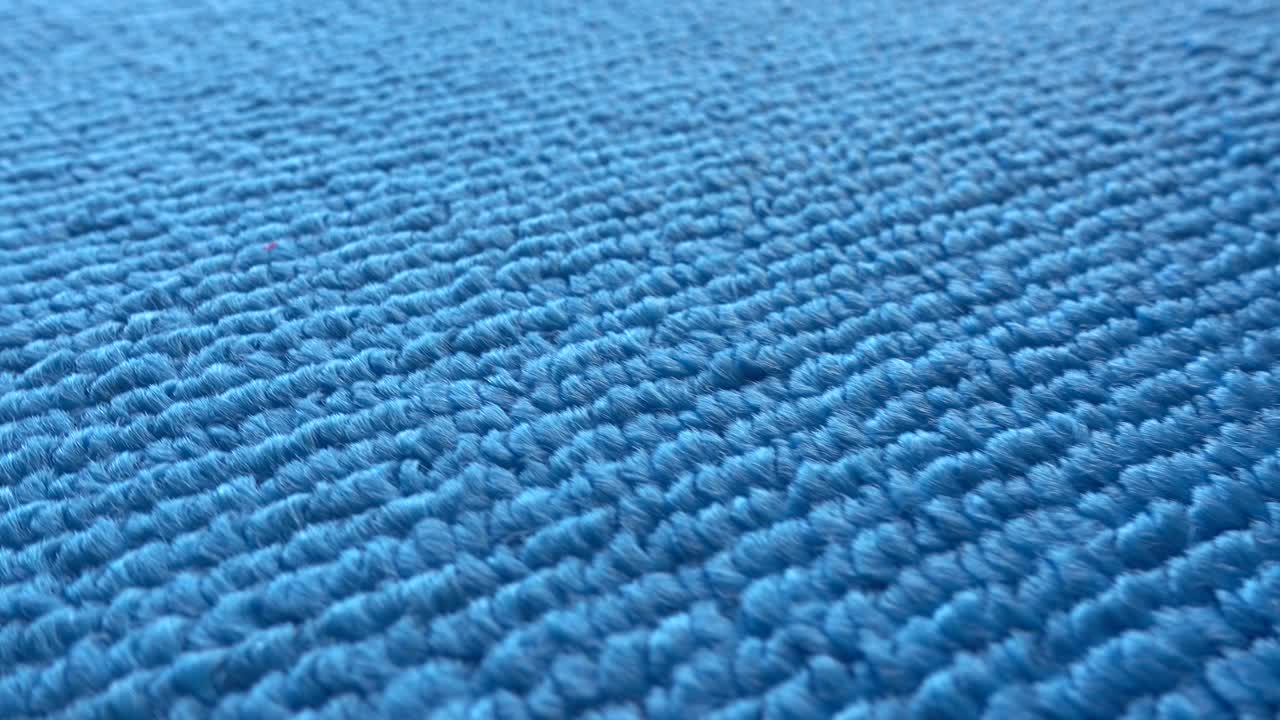 la tela azul gira como fondo