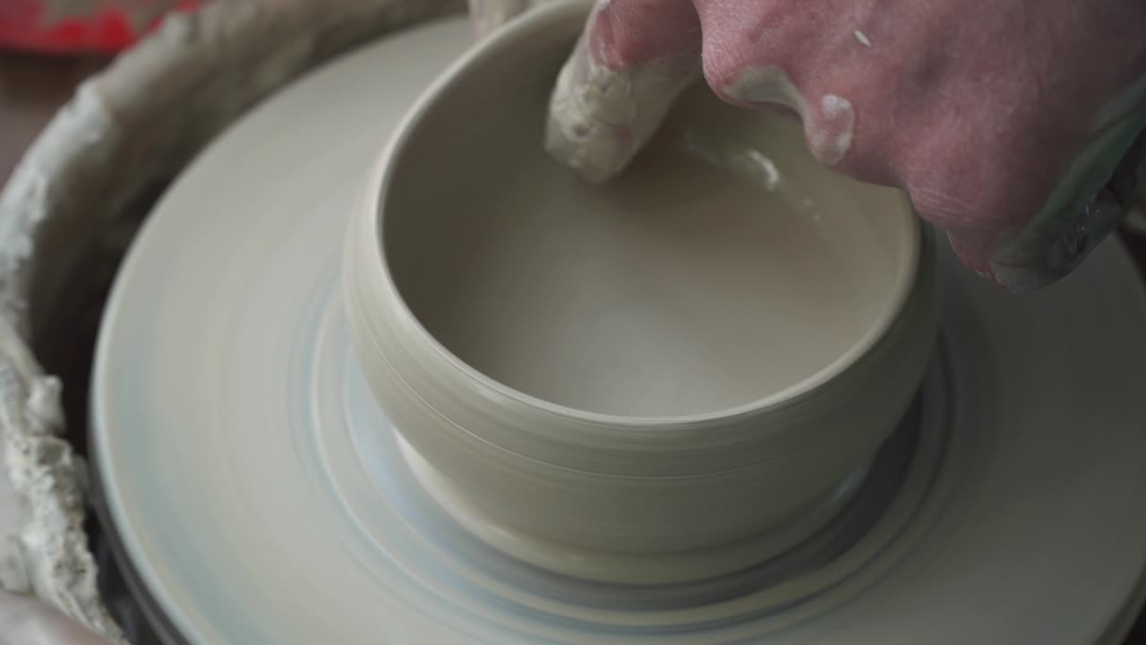 陶器職人 陶器を手で作る