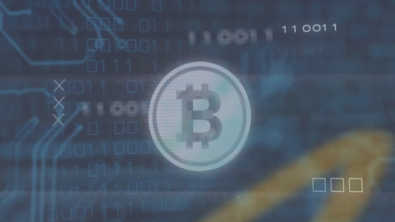 animación del símbolo de bitcoin, las conexiones del microprocesador y la codificación binaria contra un fondo azul