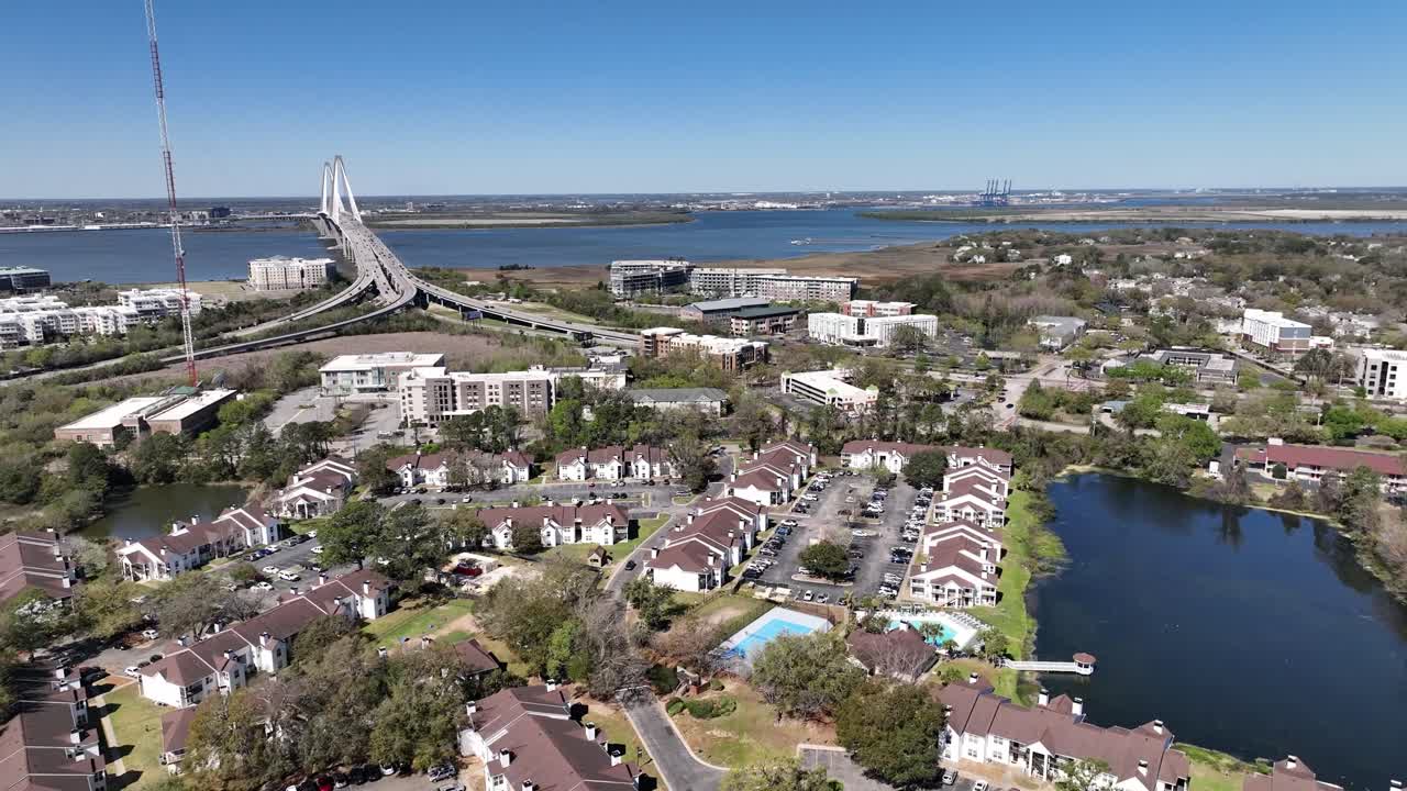 사우스캐롤라이나 주 찰스턴 sc 인근 사우스캐롤라이나주 마운트 프레이스턴스의 아서 래베넬 다리 주변 신개발 공사에 대한 공중 추진