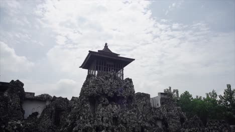 Sunyaragi-Cave-or-Taman-Sari-Guwa-Sunyaragi-is-an-artificial-cave-located-in-Cirebon-City,-where-there-is-a-temple-like-building-called-the-Sunyaragi-Water-Park,-or-Tamansari-Sunyaragi