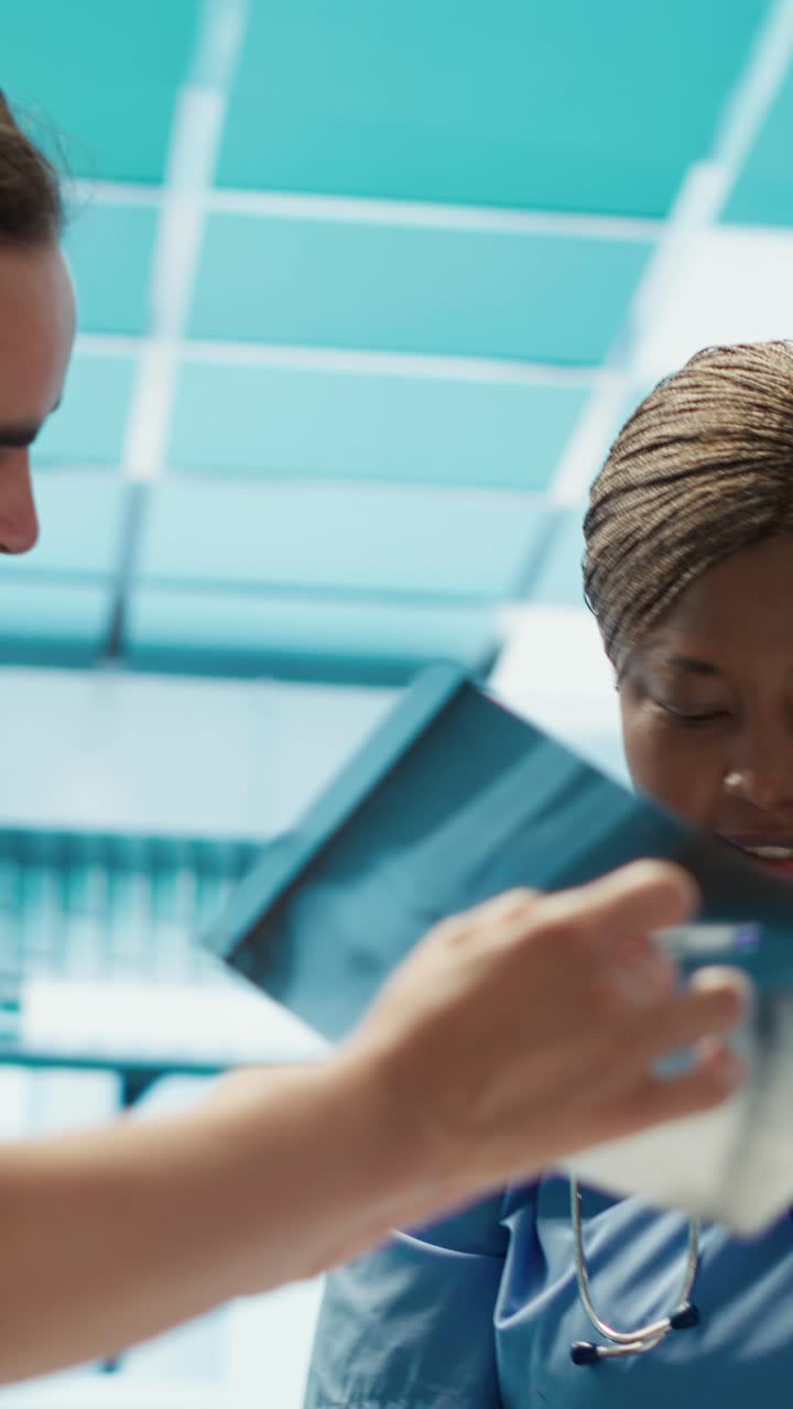Vertical Video Healthcare team collaborates on human anatomy and diagnostic procedures