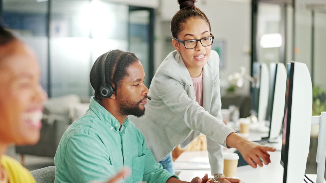 centro de llamadas, consultoría o hombre de negocios