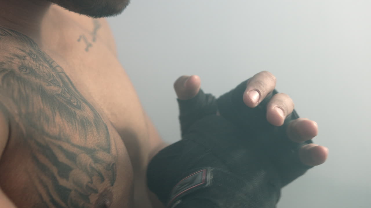 권투 선수 의 붕대. 권투 선수 의 타격. 권투 선수 가 권투 경기를 준비 하는 클로즈업