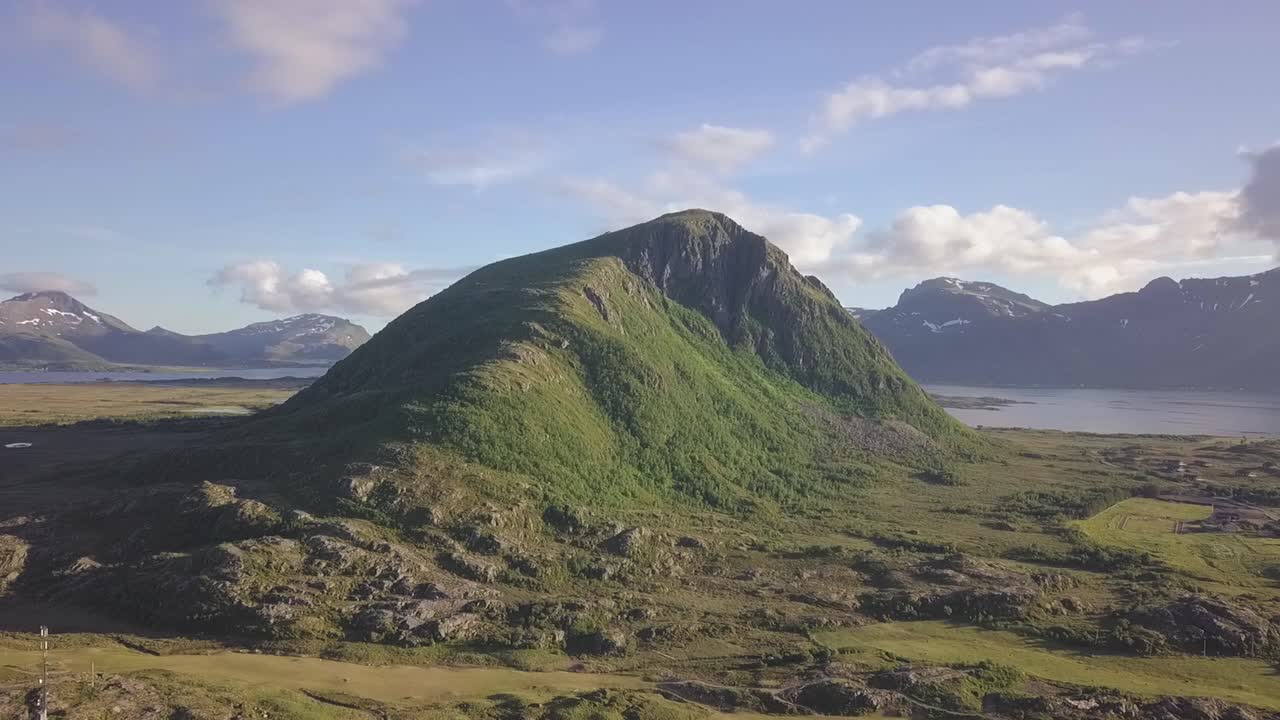 Hill at Lofoten Links, Norway