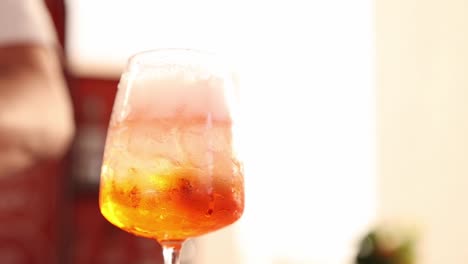 aperol spritz cocktail