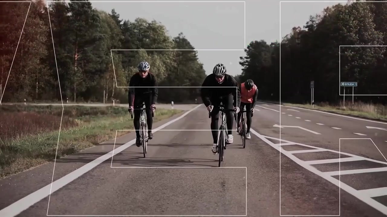Dynamic Cycling Race Opener for Sport Event Broadcast