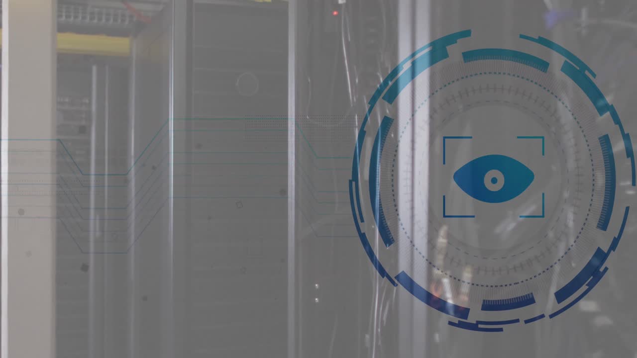 animación del escáner redondo de la retina del ojo y las conexiones del microprocesador contra la sala de servidores de computadora